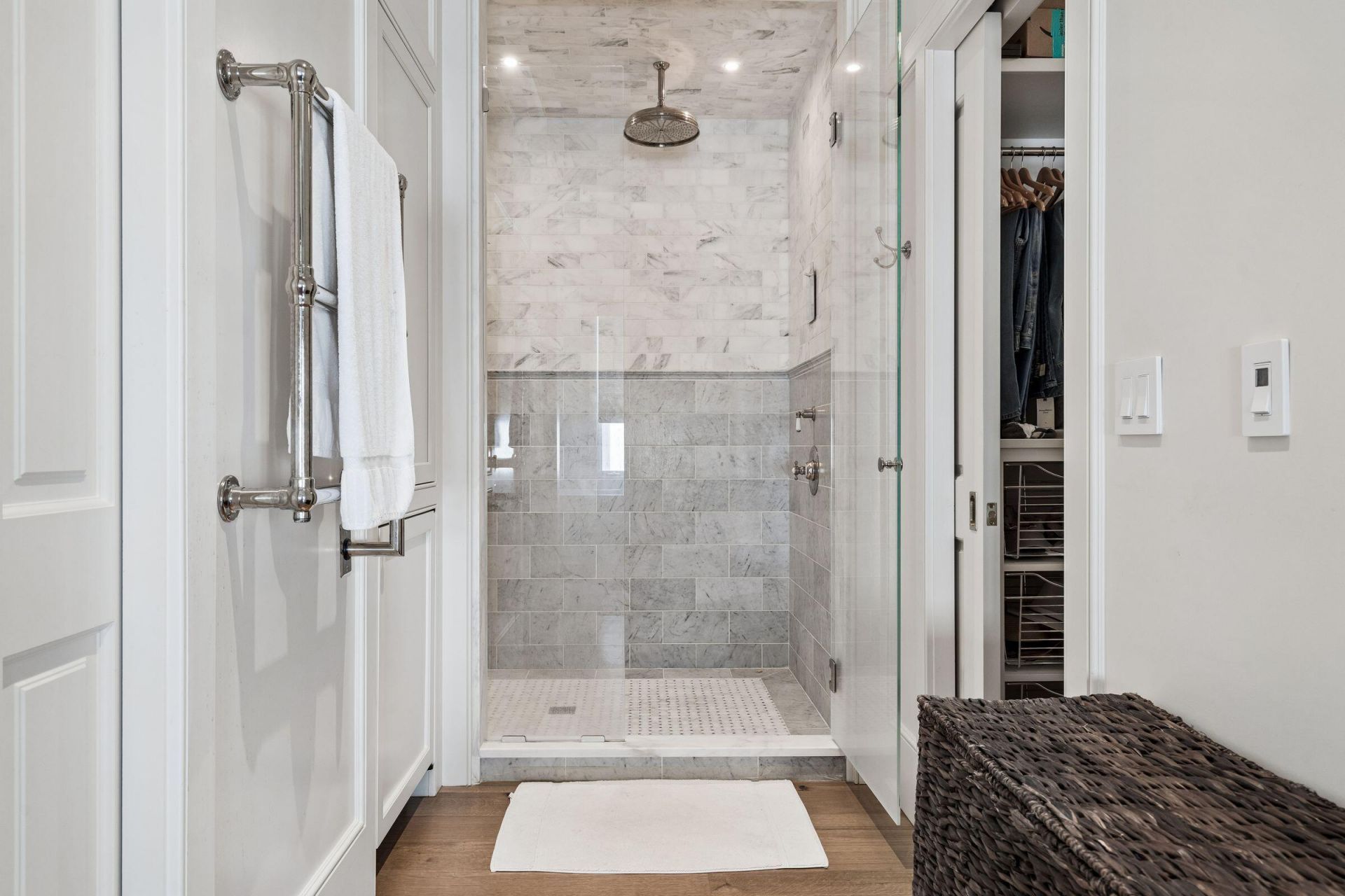 18 Boyces Wharf Photo 32