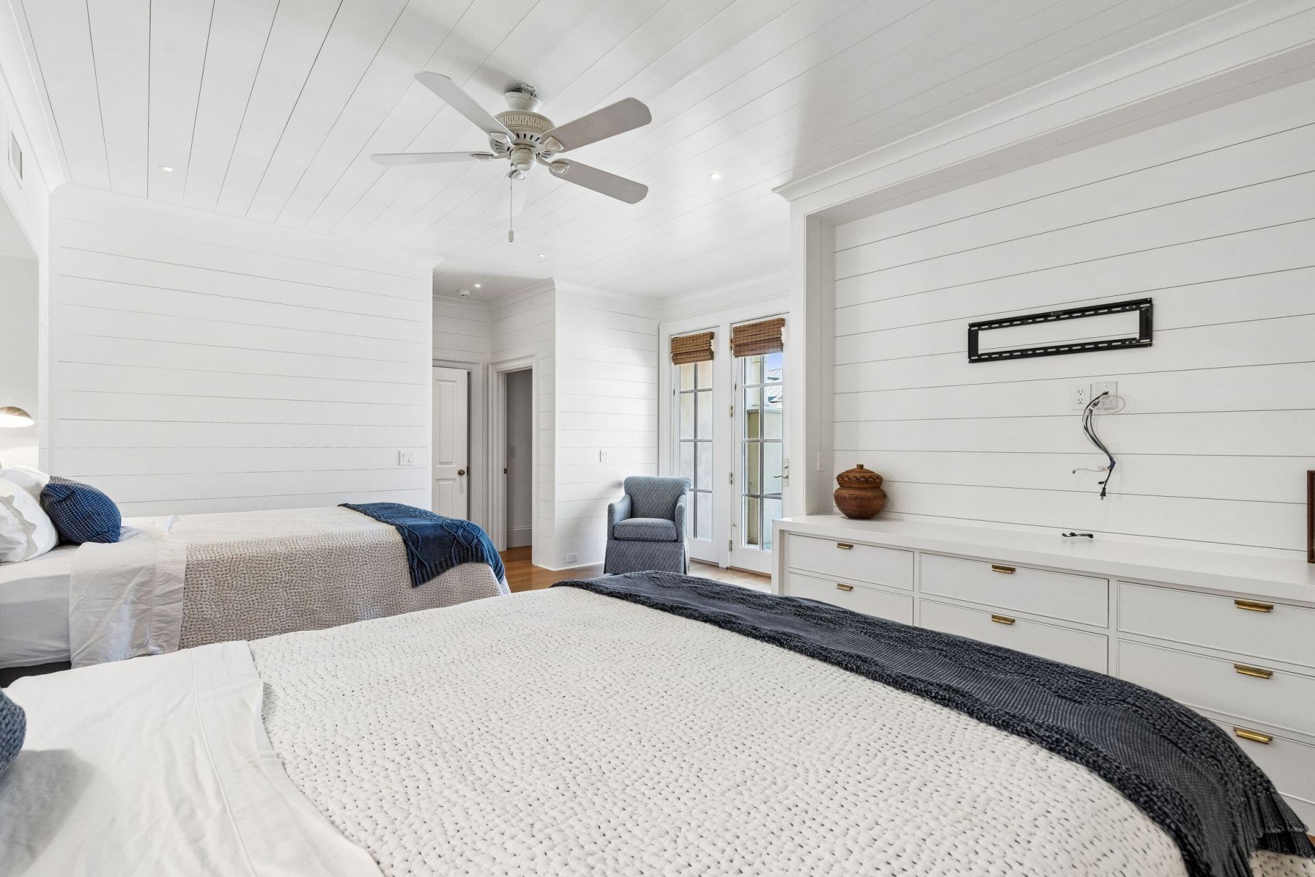 18 Boyces Wharf Photo 47