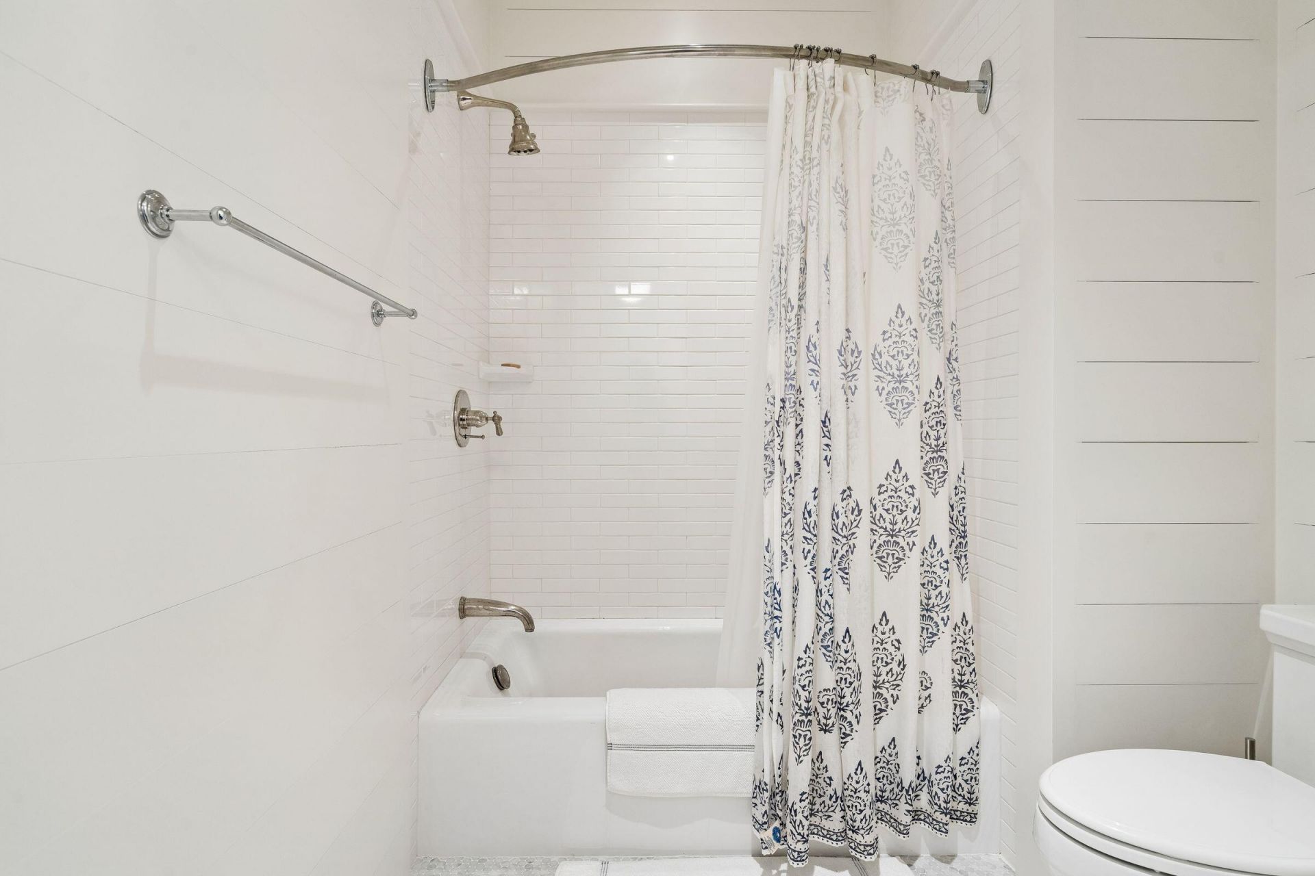 18 Boyces Wharf Photo 49