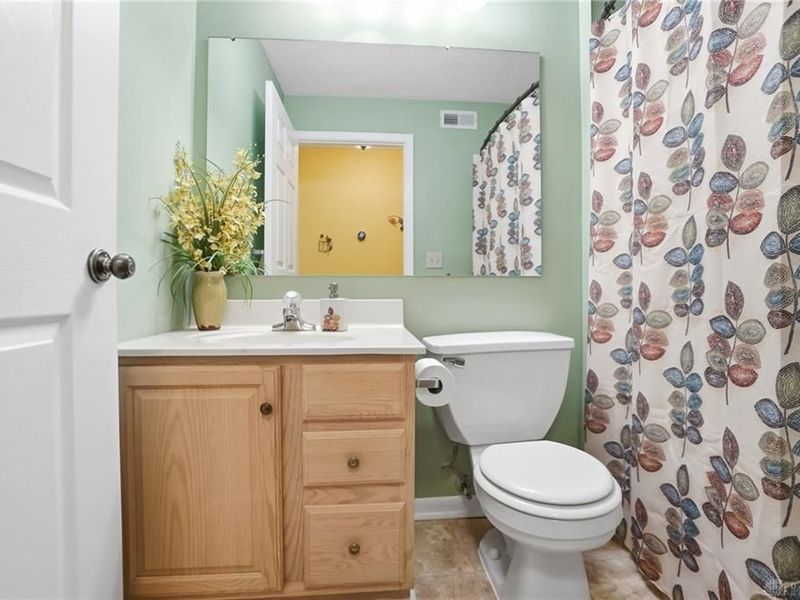 7450 Waterford Dr, Unit 203, Deerfield Township, OH 45040 Photo 26