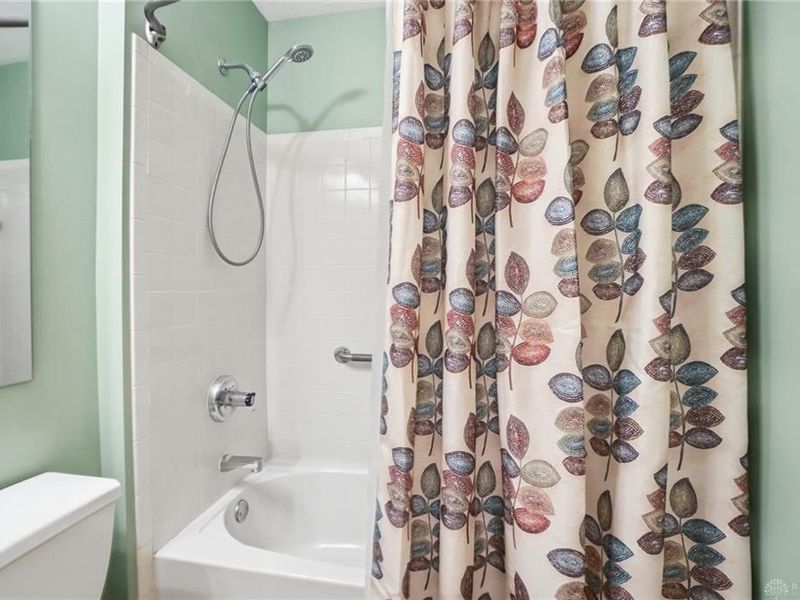 7450 Waterford Dr, Unit 203, Deerfield Township, OH 45040 Photo 28