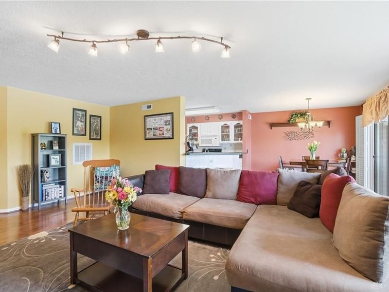 7450 Waterford Dr, Unit 203, Deerfield Township, OH 45040 Photo 7