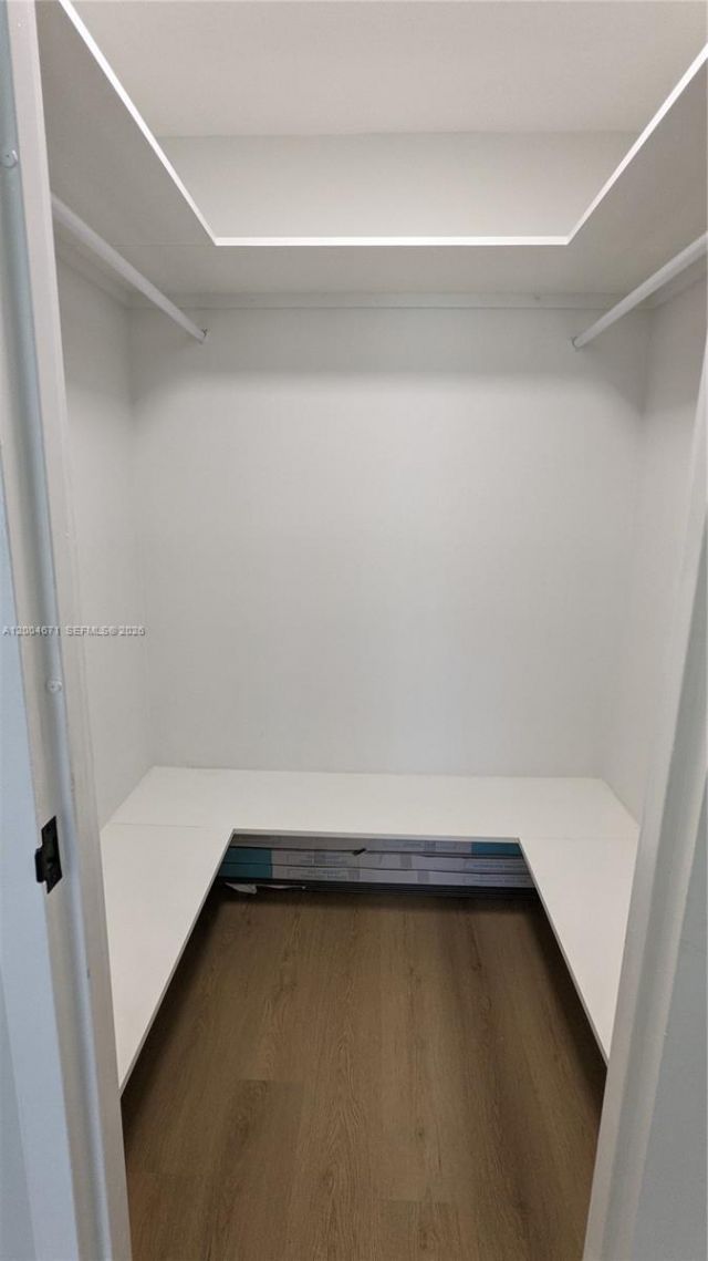 501 Three Islands Blvd, Unit 112, Hallandale Beach, FL 33009 Photo