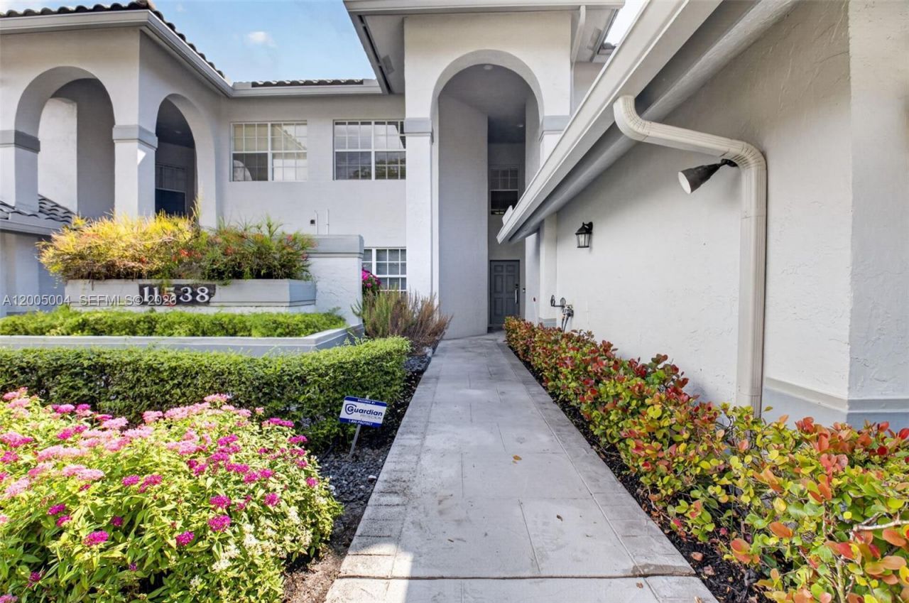 11538 Briarwood Cir , Unit 4, Boynton Beach, FL 33437 Photo