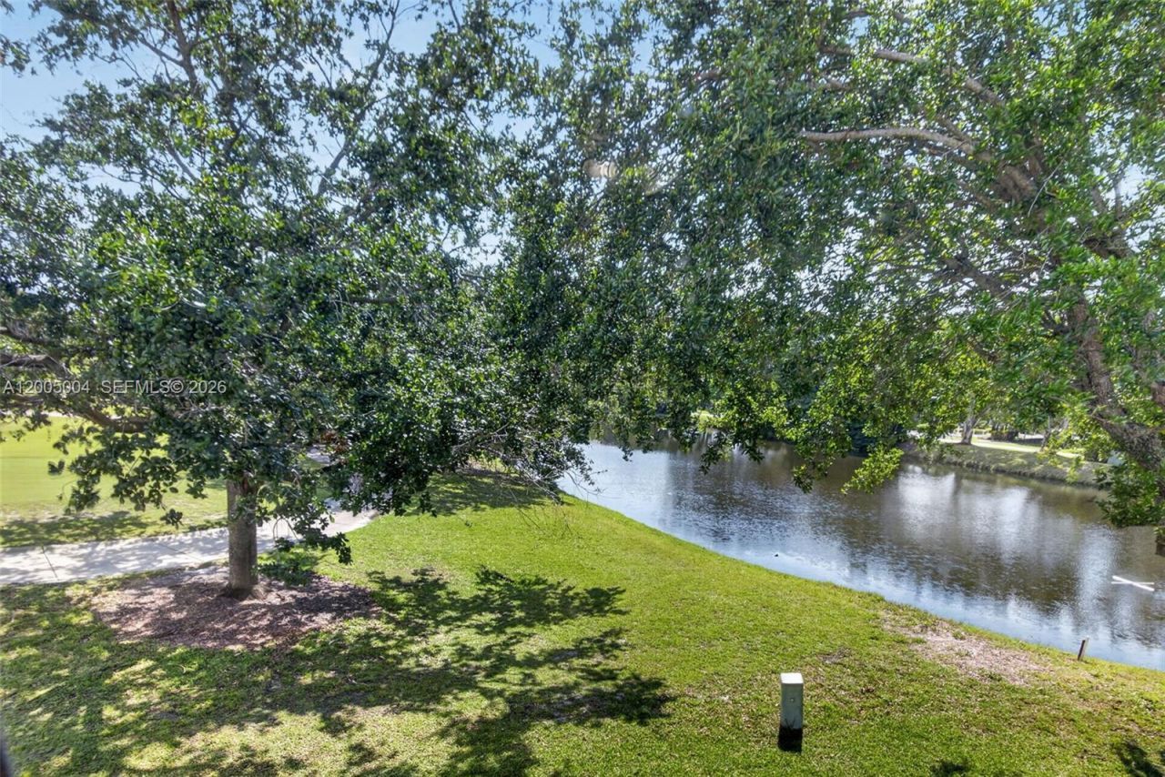 11538 Briarwood Cir , Unit 4, Boynton Beach, FL 33437 Photo