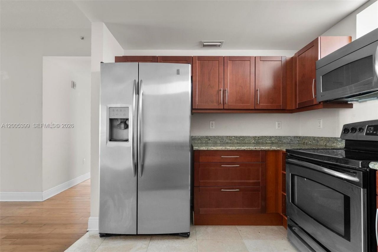 7285 SW 90th St , Unit D414, Miami, FL 33156 Photo