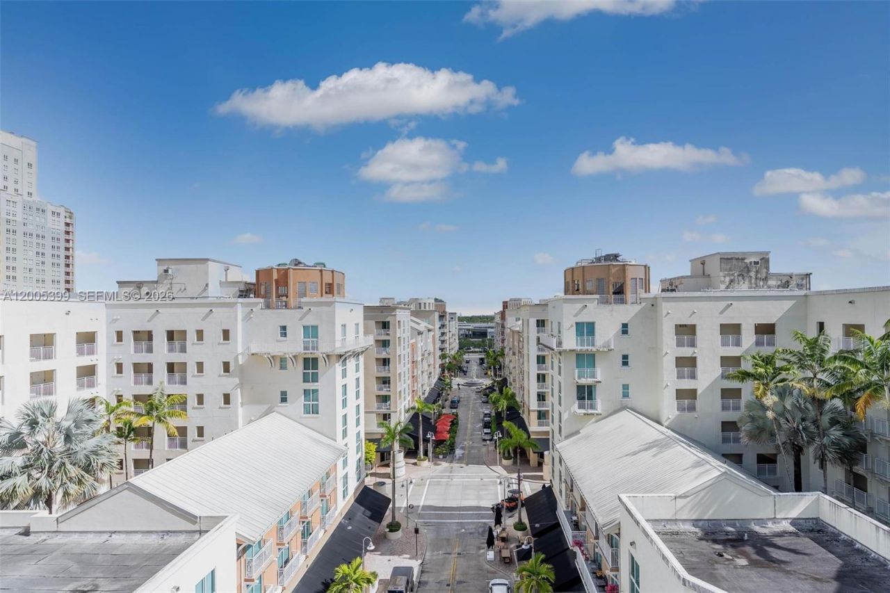 7285 SW 90th St , Unit D414, Miami, FL 33156 Photo