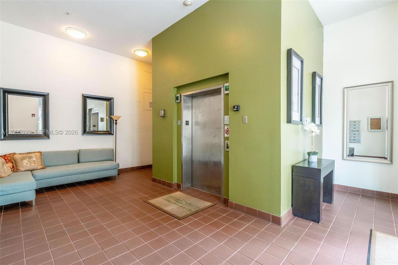 7285 SW 90th St , Unit D414, Miami, FL 33156 Photo