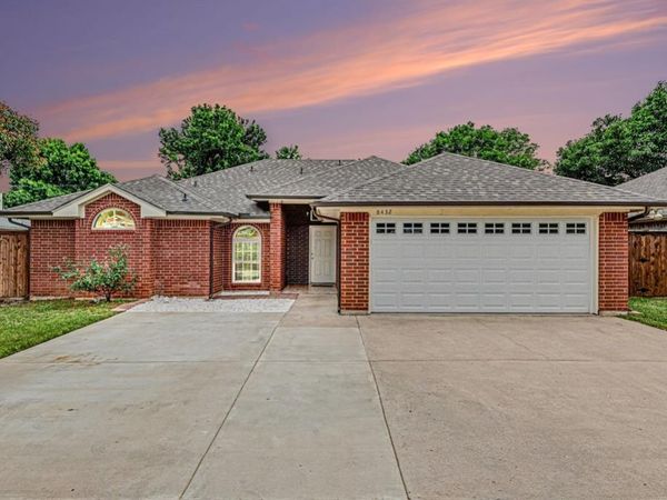 8432 Ruthette Drive , North Richland Hills, TX 76182