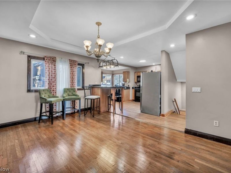 1825 Treadway , Cleveland, OH 44109 Photo 15