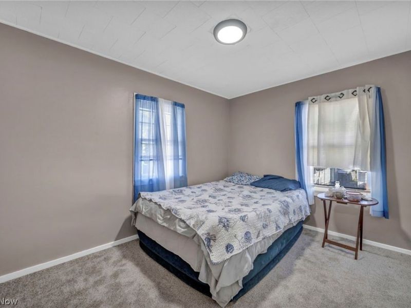 1825 Treadway , Cleveland, OH 44109 Photo 29