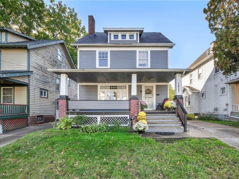 1825 Treadway , Cleveland, OH 44109 Photo 3