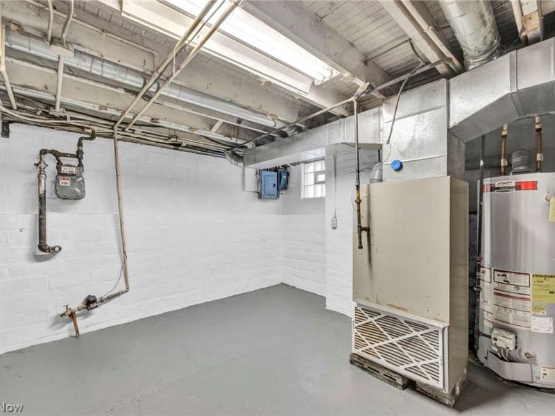 1825 Treadway , Cleveland, OH 44109 Photo 41