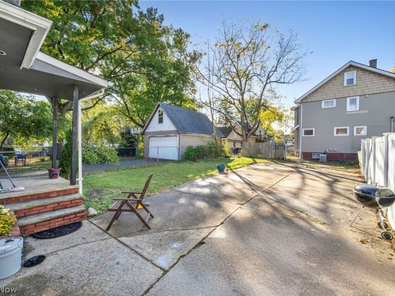 1825 Treadway , Cleveland, OH 44109 Photo 43