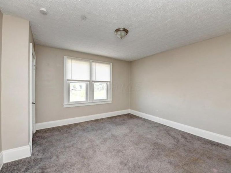 585-587 S Burgess Avenue, Columbus, OH 43204 Photo 8