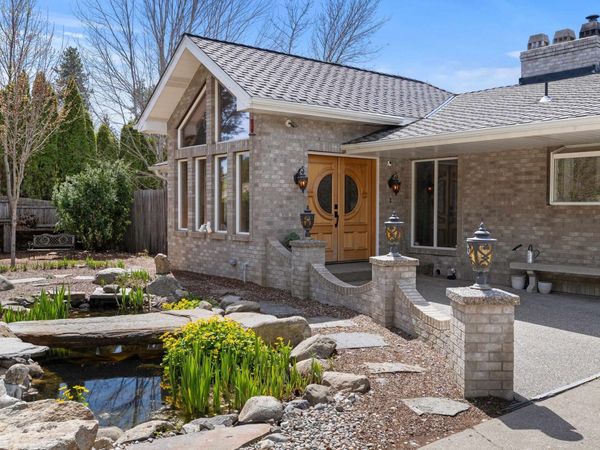 105 N Sprague St, Rockford, WA 99030