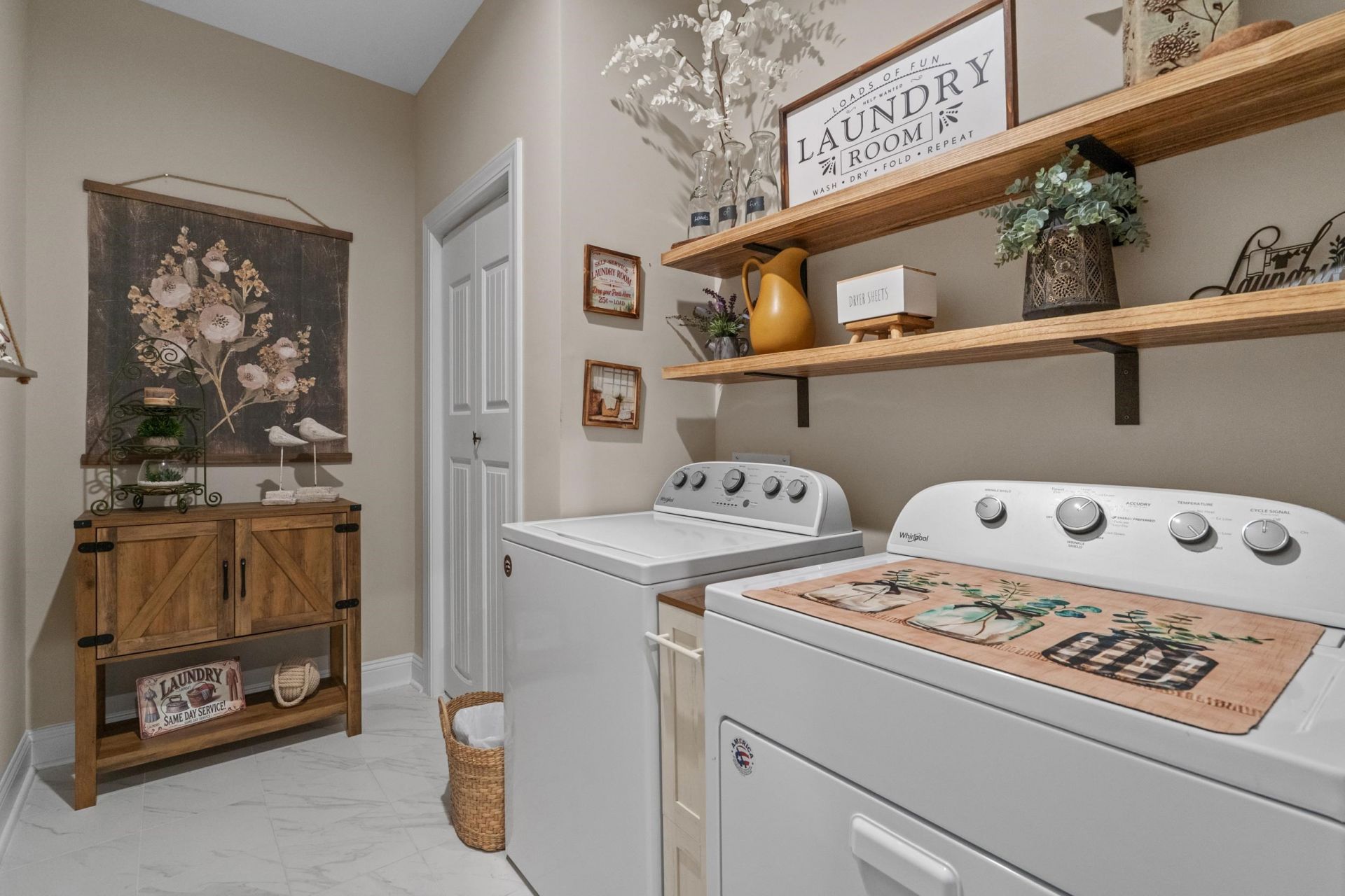 1748 Parish Way Photo 38