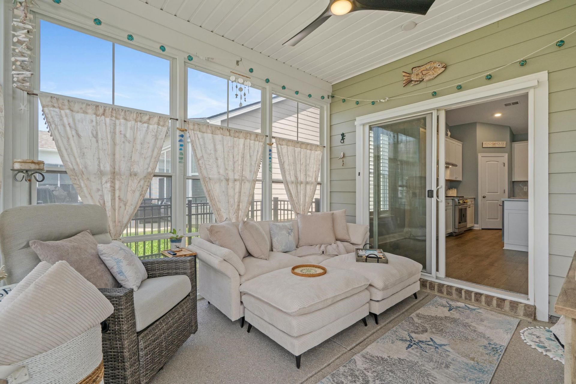 1748 Parish Way Photo 41