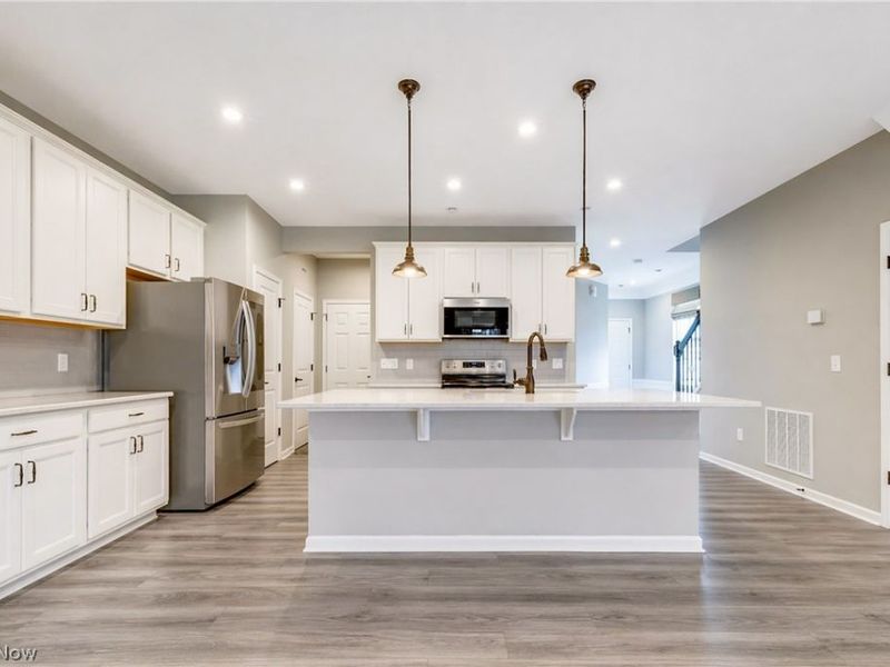 850 S Parkside Drive, Westlake, OH 44145 Photo 10