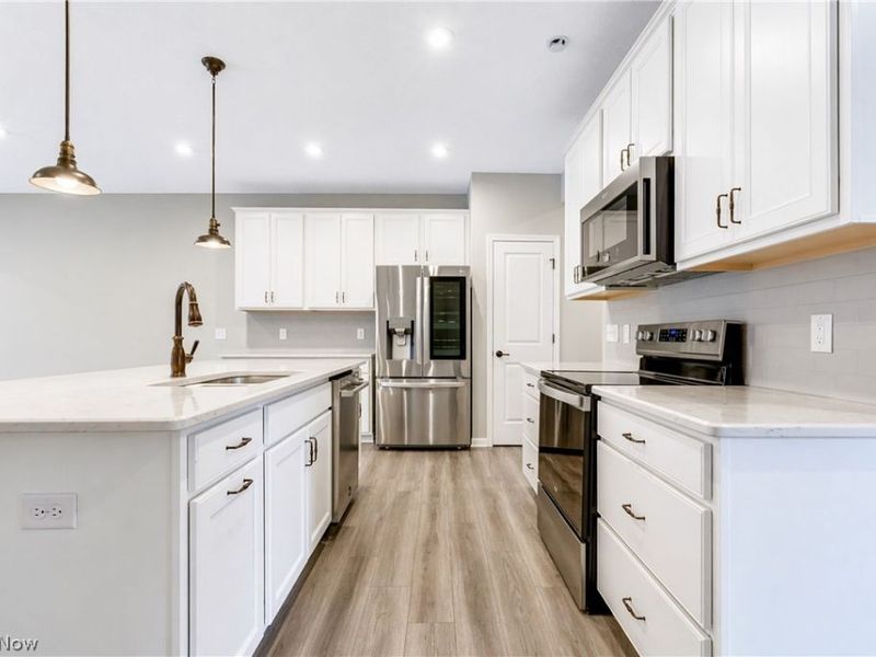 850 S Parkside Drive, Westlake, OH 44145 Photo 6