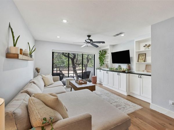 2605 Enfield RD , Unit 221, Austin, TX 78703