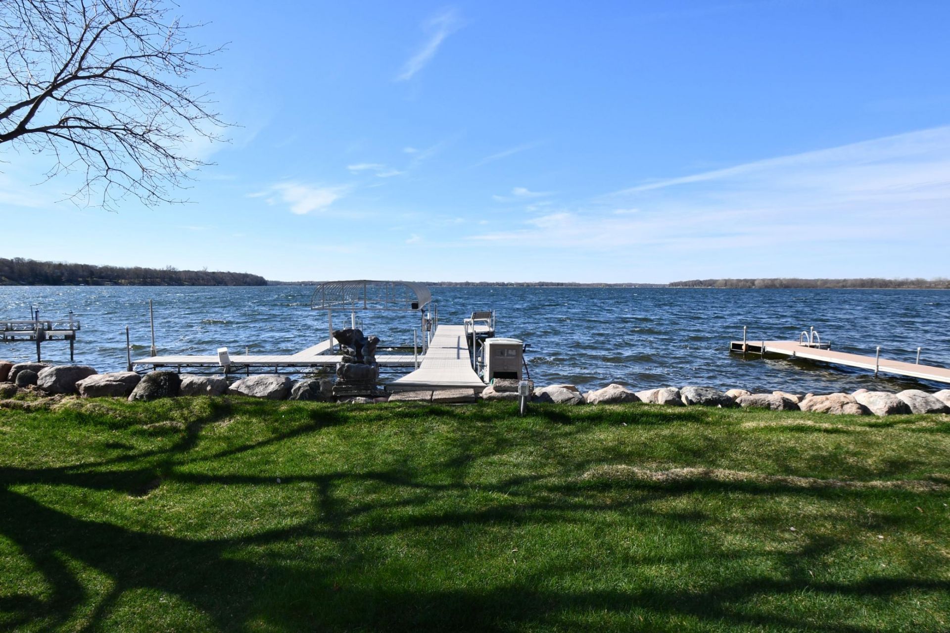 10509 Point Pleasant Road , Chisago City, MN 55013