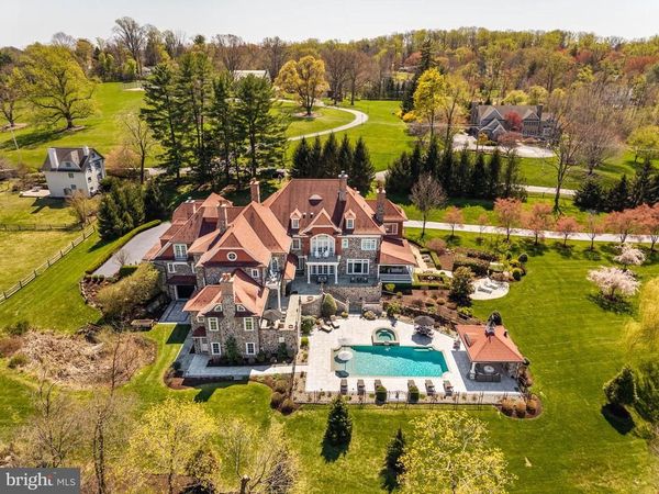 1075 S LEOPARD ROAD, BERWYN, PA 19312