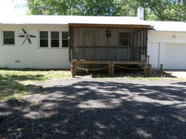 430 HOLLY WAY , COLONIAL BEACH, VA 22443