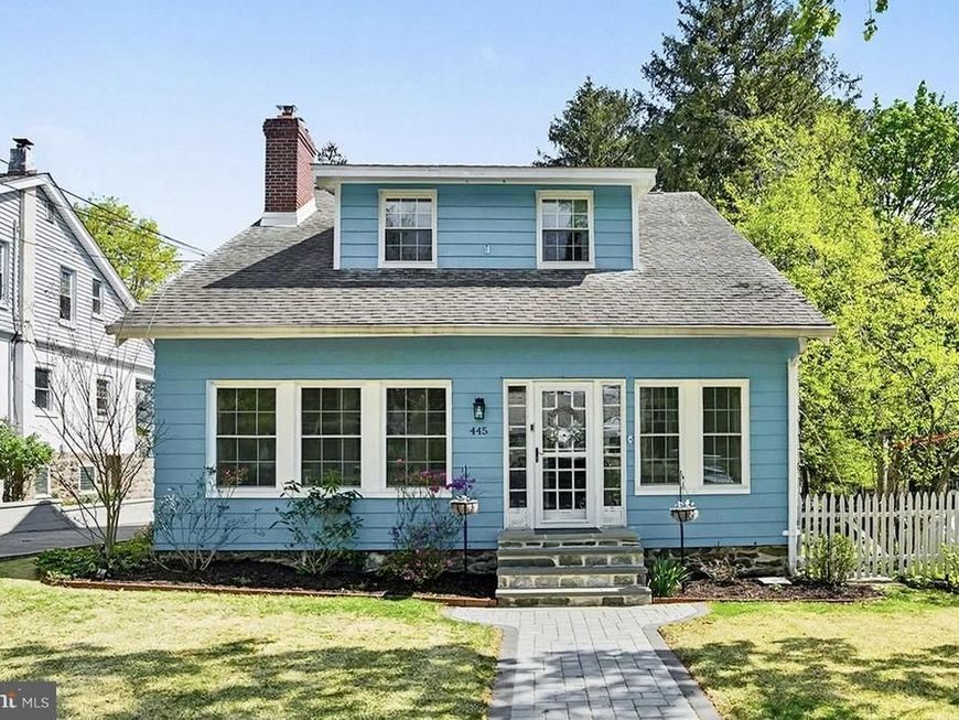 443 45 Wigard Avenue, Philadelphia, PA 19128 Main Photo