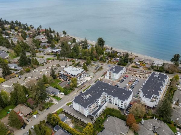 5120 Cordova Bay Rd , Unit 301, Saanich, BC V8Y 2K5