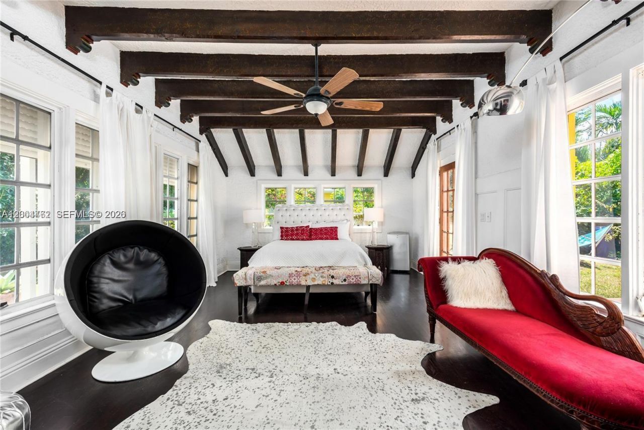 1036 NE 89th St , Miami, FL 33138 Photo