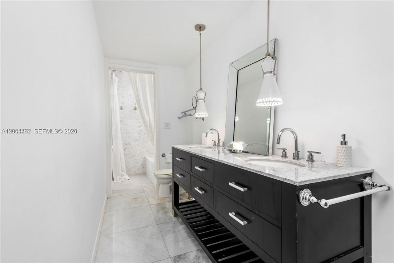 1036 NE 89th St , Miami, FL 33138 Photo