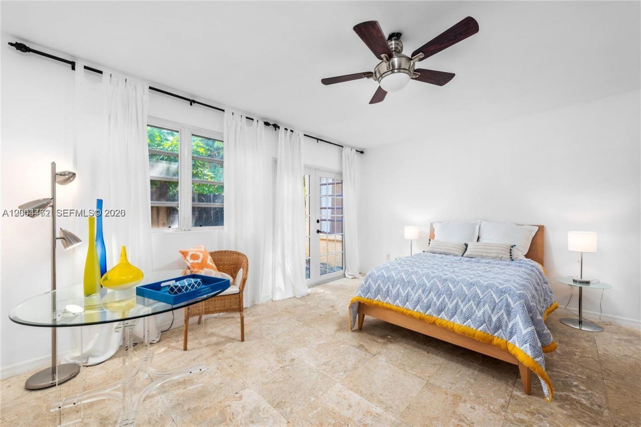 1036 NE 89th St , Miami, FL 33138 Photo