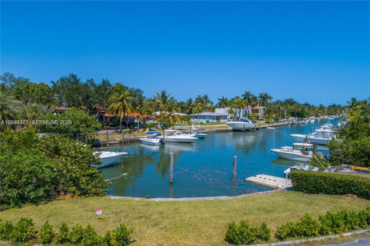 1036 NE 89th St , Miami, FL 33138 Photo