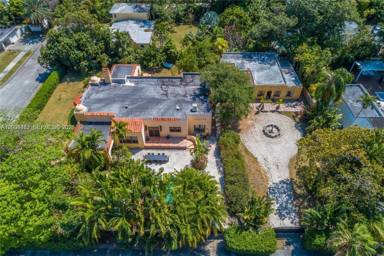 1036 NE 89th St , Miami, FL 33138 Photo