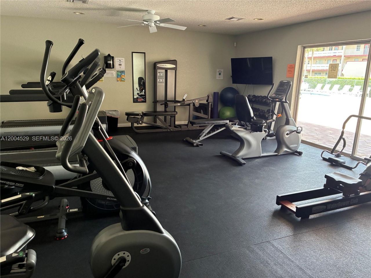 1045 Country Club Dr, Unit 307, Margate, FL 33063 Photo