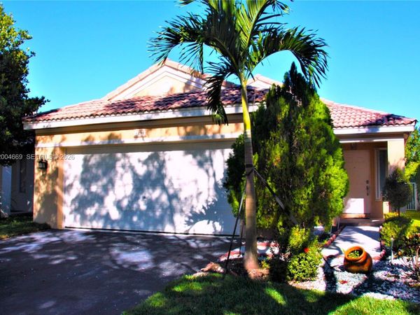 4291 Magnolia Ridge Dr , Weston, FL 33331