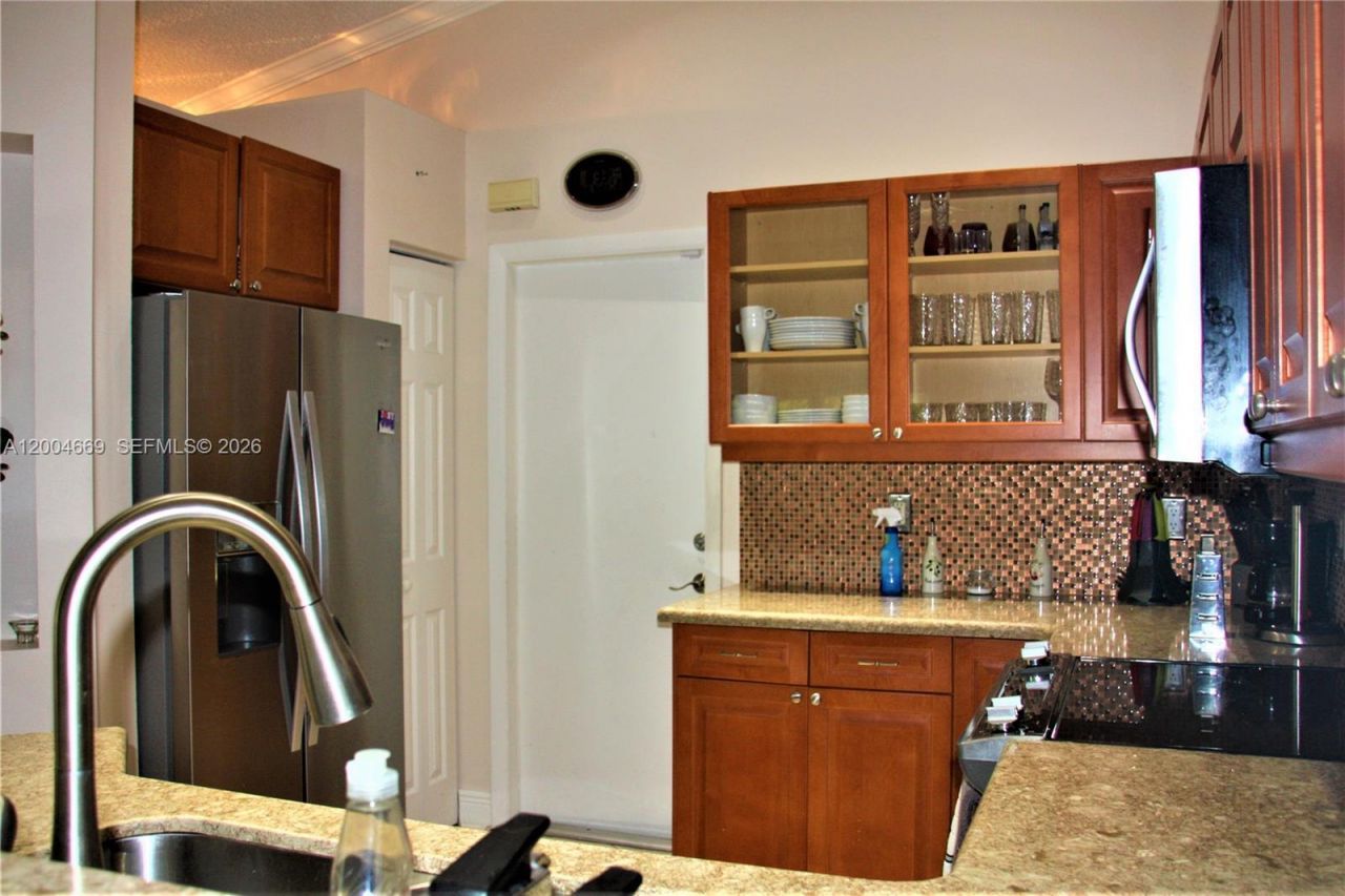 4291 Magnolia Ridge Dr , Weston, FL 33331 Photo