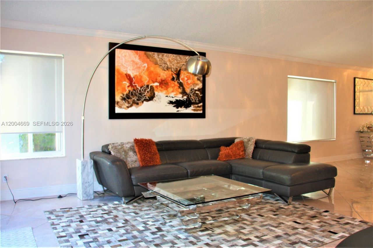 4291 Magnolia Ridge Dr , Weston, FL 33331 Photo