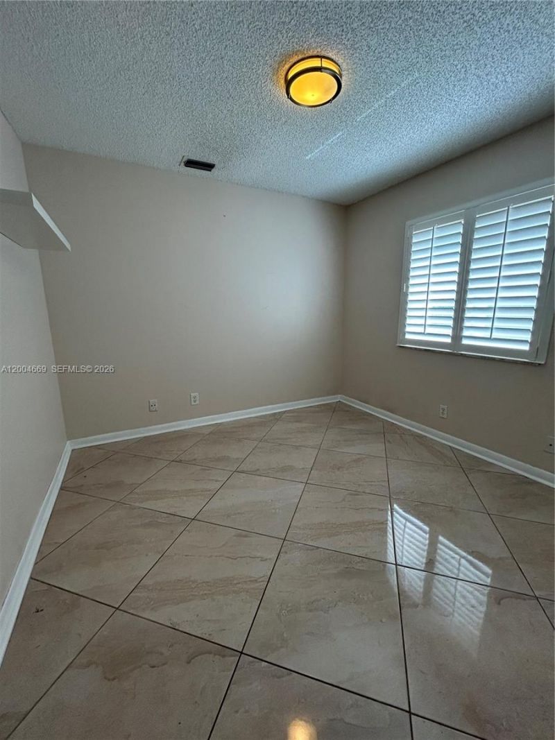 4291 Magnolia Ridge Dr , Weston, FL 33331 Photo