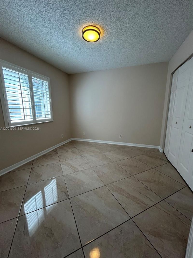 4291 Magnolia Ridge Dr , Weston, FL 33331 Photo