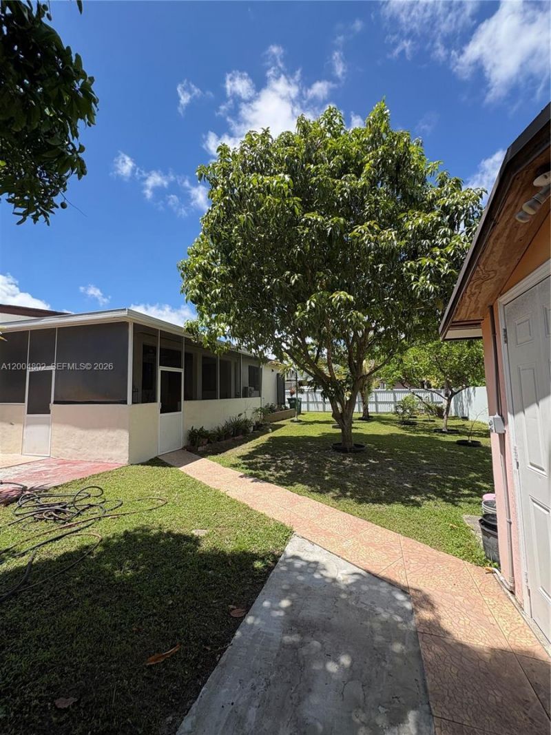 8581 SW 29th St, Miami, FL 33155 Photo