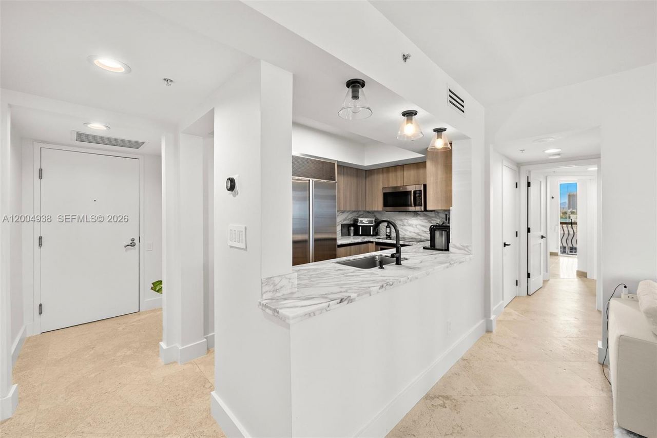 1500 Ocean Dr, Unit 607, Miami Beach, FL 33139 Photo