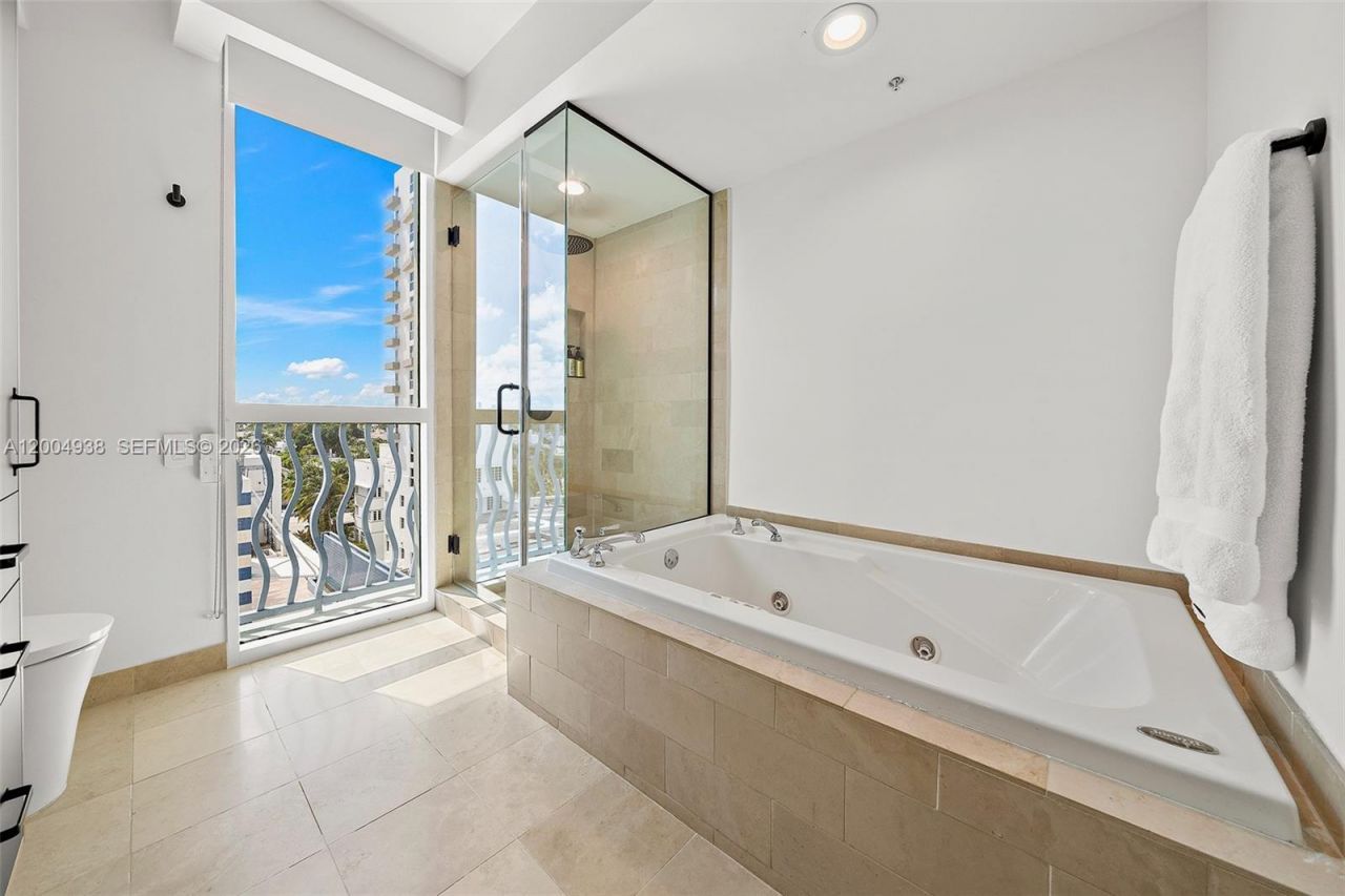 1500 Ocean Dr, Unit 607, Miami Beach, FL 33139 Photo