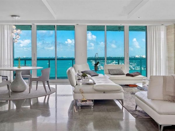10 Venetian Way , Unit 804, Miami Beach, FL 33139