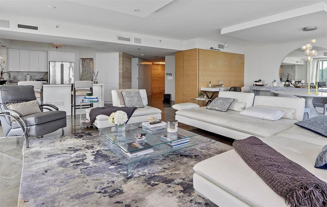 10 Venetian Way , Unit 804, Miami Beach, FL 33139 Photo