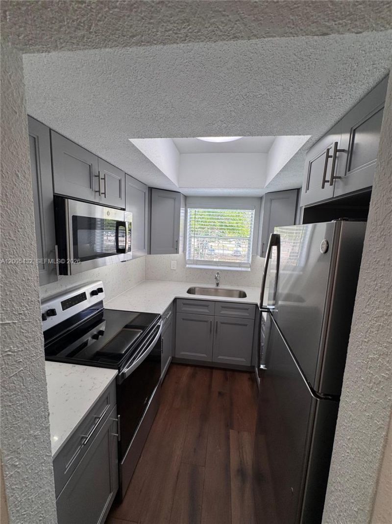 3510 Harrison St, Unit 12, Hollywood, FL 33021 Photo