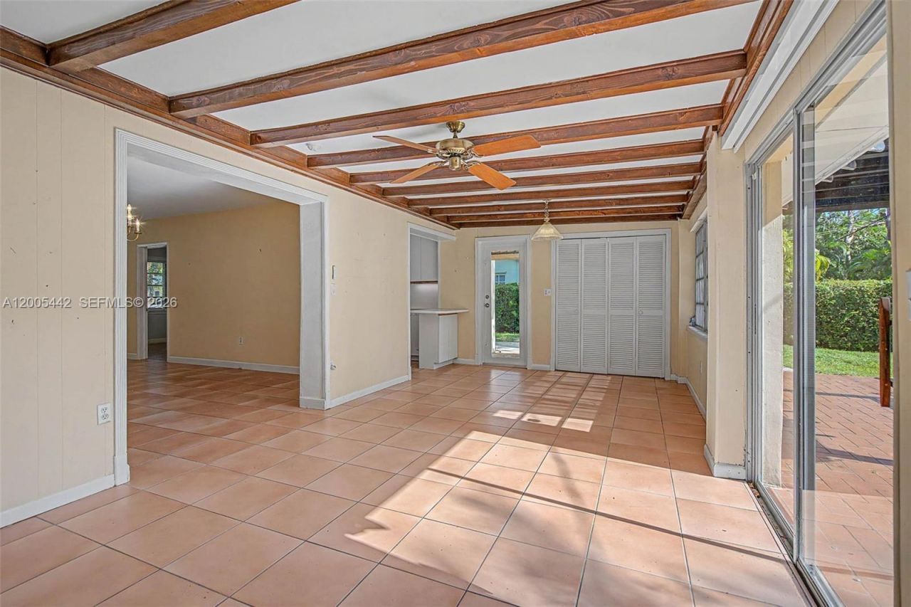 8115 SW 63rd Pl , Miami, FL 33143 Photo