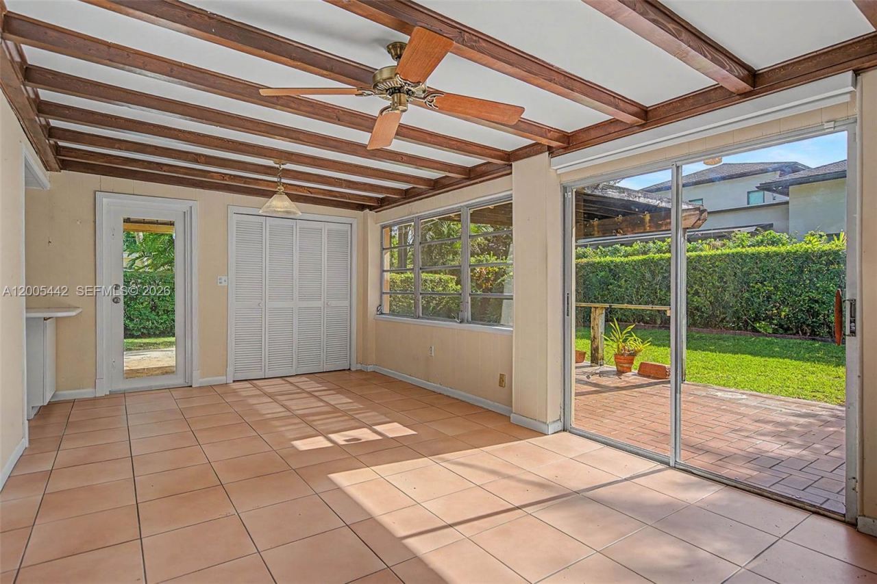 8115 SW 63rd Pl , Miami, FL 33143 Photo