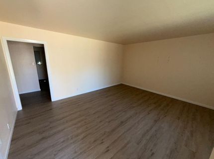 7626-7630 Brentwood Dr, Stockton, CA 95207 Photo